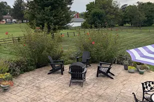 411 S 11th St, Purcellville, VA 20132 - Photo 1