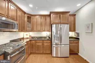 24637 Woolly Mammoth Terrace, Aldie, VA 20105 - Photo 6