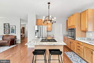 20305 Vermeer St, Ashburn, VA 20147 - Photo 16