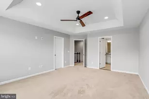 42274 Hampton Woods Terrace, Ashburn, VA 20148 - Photo 18