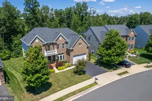 25995 Lilac Oaks Pl, Aldie, VA 20105 - Photo 2