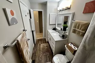 21704 Calamary Cir, Sterling, VA 20164 - Photo 18