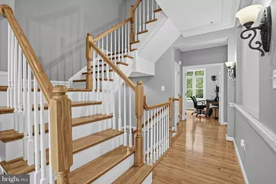 20374 Fallsway Terrace, Sterling, VA 20165 - Photo 18