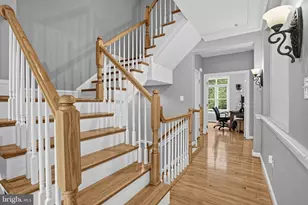 20374 Fallsway Terrace, Sterling, VA 20165 - Photo 18