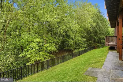 20374 Fallsway Terrace, Sterling, VA 20165 - Photo 16