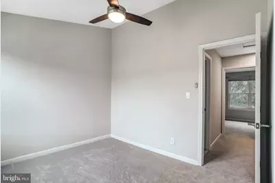 46775 Macaw Square, Sterling, VA 20164 - Photo 32