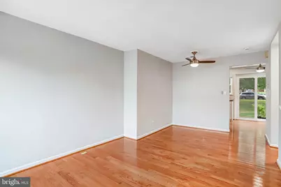 46775 Macaw Square, Sterling, VA 20164 - Photo 6