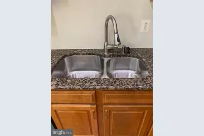 25645 America Square, Chantilly, VA 20152 - Photo 8