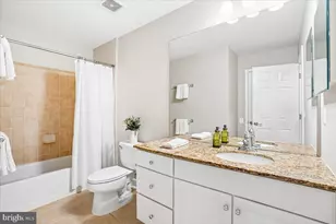 149 Great Laurel Square SE, Leesburg, VA 20175 - Photo 6