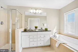 149 Great Laurel Square SE, Leesburg, VA 20175 - Photo 28