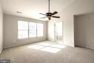 26139 Kennywood Square, Chantilly, VA 20152 - Photo 22