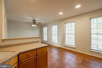 26139 Kennywood Square, Chantilly, VA 20152 - Photo 12