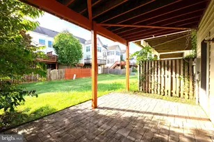 26139 Kennywood Square, Chantilly, VA 20152 - Photo 32