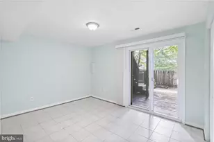 4 Mosbey Ct, Sterling, VA 20165 - Photo 16