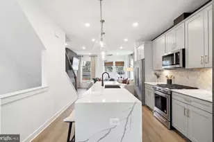 42619 Black Angus Dr, Ashburn, VA 20148 - Photo 2
