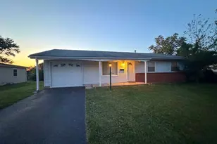 125 N Aspen Ave, Sterling, VA 20164 - Photo 1