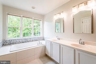 17292 Magic Mountain Drive, Round Hill, VA 20141 - Photo 10