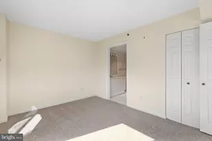 19385 Cypress Ridge Terrace, Leesburg, VA 20176 - Photo 18