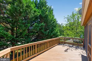 660 Burnside Terrace SE, Leesburg, VA 20175 - Photo 14
