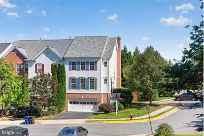 660 Burnside Terrace SE, Leesburg, VA 20175 - Photo 1