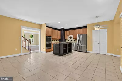 660 Burnside Terrace SE, Leesburg, VA 20175 - Photo 8