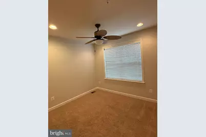 43603 McDowell Square, Leesburg, VA 20176 - Photo 12