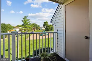 1006 Warwick Ct, Sterling, VA 20164 - Photo 28