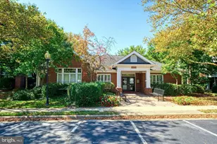 20332 Beechwood Terrace, Ashburn, VA 20147 - Photo 4
