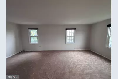 961 Holborn Court, Sterling, VA 20164 - Photo 4