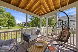 42939 Tippman Pl, Chantilly, VA 20152 - Photo 6
