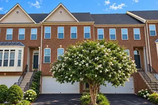 21492 Tamarack Ridge Square, Sterling, VA 20164 - Photo 2