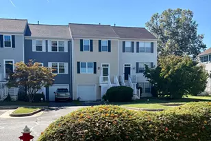 523 Radford Terrace NE, Leesburg, VA 20176 - Photo 2