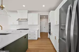 41708 Carefree Court, Aldie, VA 20105 - Photo 2
