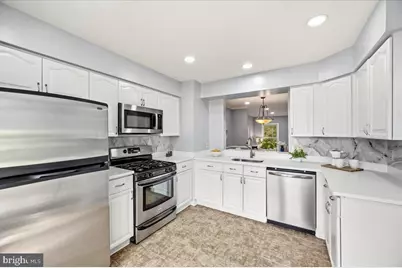 21140 Winding Brook Square, Ashburn, VA 20147 - Photo 8