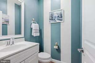 20200 Center Brook Square, Sterling, VA 20165 - Photo 14