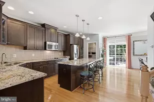 20200 Center Brook Square, Sterling, VA 20165 - Photo 4