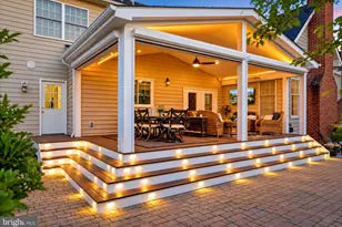 19928 Hazeltine Pl, Ashburn, VA 20147 - Photo 2