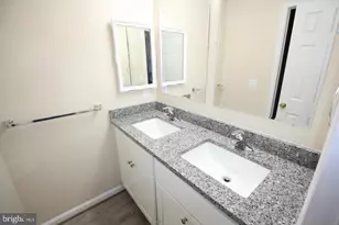 48 Monarch Dr, Sterling, VA 20164 - Photo 18