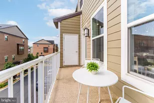 20721 Heron Landing Dr, Sterling, VA 20166 - Photo 26