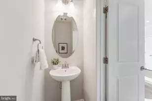 20721 Heron Landing Dr, Sterling, VA 20166 - Photo 24