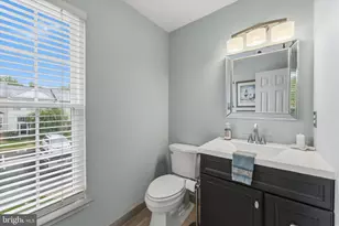 35872 Devon Park Square, Round Hill, VA 20141 - Photo 20