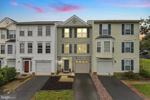 35872 Devon Park Square, Round Hill, VA 20141 - Photo 1