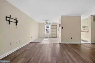 110 N Garfield Rd, Sterling, VA 20164 - Photo 8