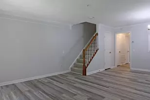 21783 Baldwin Square, Sterling, VA 20164 - Photo 10