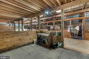 15012 Clover Hill Rd, Waterford, VA 20197 - Photo 86