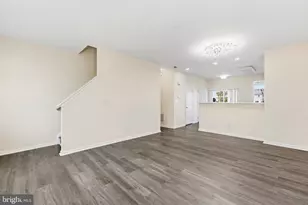 42838 Smallwood Terrace, Chantilly, VA 20152 - Photo 4
