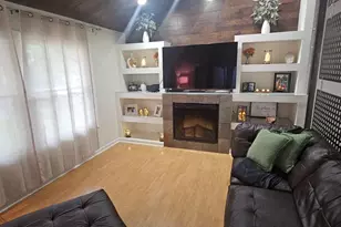 24 Biscayne Pl, Sterling, VA 20164 - Photo 2