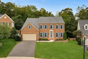 47285 Ox Bow Cir, Sterling, VA 20165 - Photo 2