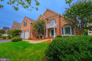 43165 Valiant Dr, Chantilly, VA 20152 - Photo 1