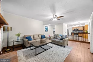 203 Markwood Dr, Sterling, VA 20165 - Photo 22
